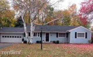 2701 Applelane Ave, Kalamazoo MI  49008-2103 exterior