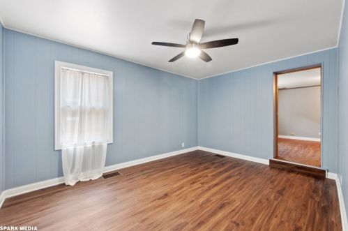 11650 Sacramento Dr, Chicago IL 60803-5889 exterior