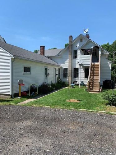 115 Reynolds St, Killingly CT 06239-2951 exterior