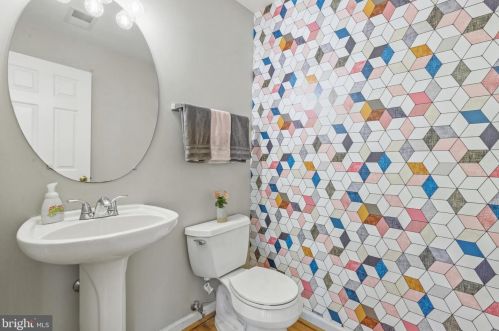 497 Cameron Sta Blvd, Alexandria VA 22304-8683 exterior