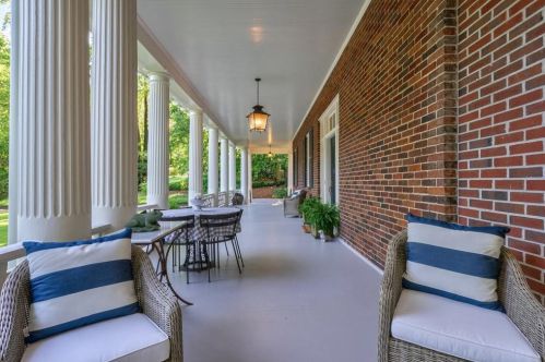 1308 Fairview Rd, Atlanta GA 30306-4612 exterior