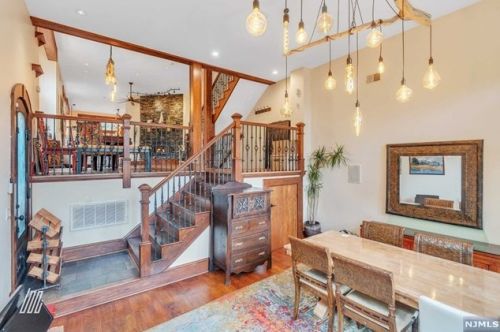 110 Undercliff Ave, Edgewater NJ  07020-1154 exterior