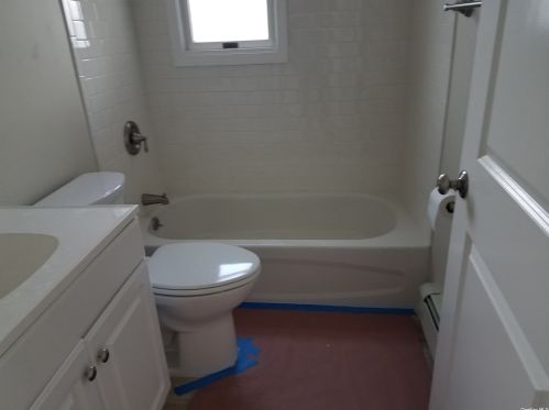 19 High St, Valley Stream NY 11581-1417 exterior