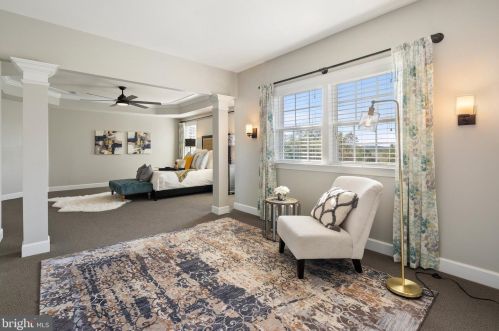 23073 Creighton Farms Dr, Leesburg VA 20175-6491 exterior