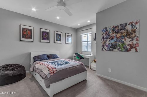 22034 28 Pl, Phoenix AZ 85008-4702 exterior