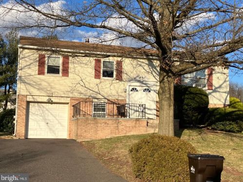 904 Mennonite Rd, Limerick, PA 19468-3019