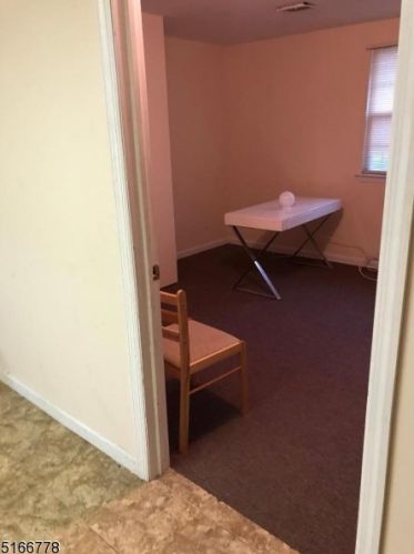 713 18th Ave, Irvington NJ  07111-3712 exterior