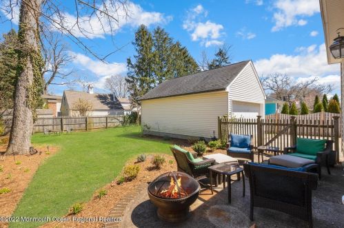 31 Park Ave, Locust NJ 07760-1523 exterior