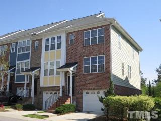 1018 Summerhouse Rd, Cary NC  27519-7448 exterior