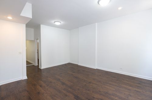 1946 Wilmot Ave, Chicago, IL 60647-4428