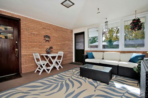 431 Lynn Ter, Waukegan IL 60085-3358 exterior