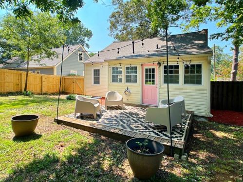 1901 Forrest Ave, Atlanta GA 30344-2768 exterior