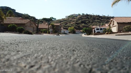 1620 Acoma Dr, Phoenix AZ 85032-5226 exterior