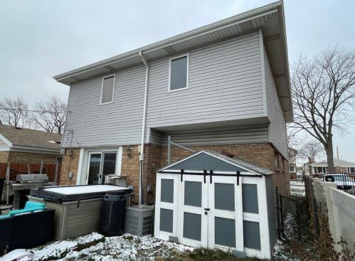 5847 Normandy Ave, Chicago IL 60634-3708 exterior