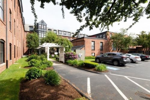 21 Linden St, Quincy MA  02170-1823 exterior