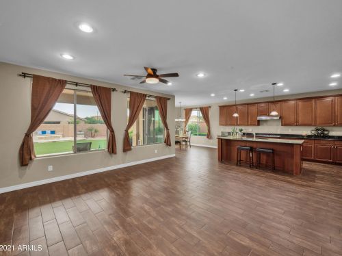 73 Crescent Way, Chandler AZ  85248-5150 exterior