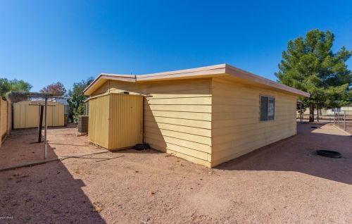 1609 Betty Elyse Ln, Phoenix AZ 85032-4297 exterior