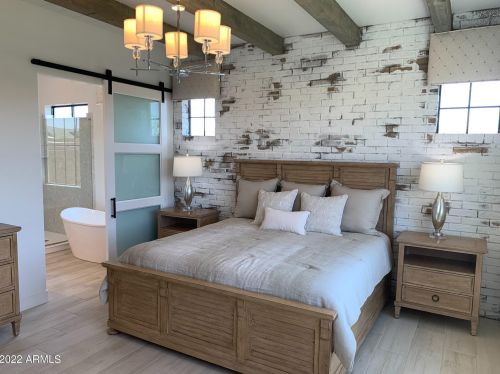 21514 58th St, Phoenix AZ 85018-4609 exterior