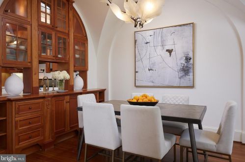 1803 Phelps Pl, Washington DC 20008-1851 exterior