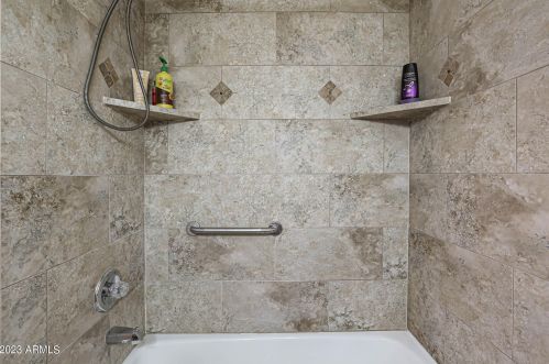 901 Beck Ln, Phoenix AZ  85022-3505 exterior