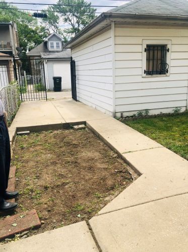 4107 Barry Ave, Chicago IL 60641-5034 exterior