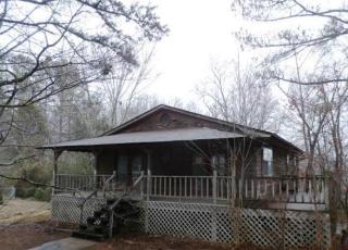 207 Woodgate Dr, Cleveland, TN 37323-8225