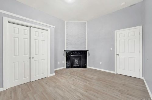 110 10th Ave, Mount Vernon NY 10550-4303 exterior