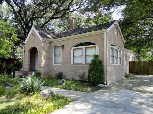 49 Leslie St, Atlanta GA  30307-2723 exterior