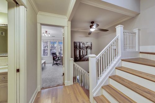 3852 Seeley Ave, Chicago IL 60659-4324 exterior