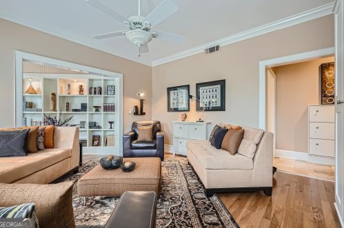 124 Lafayette Dr, Atlanta GA 30309-3345 exterior