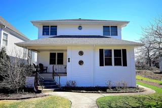 247 Illinois St, Elmhurst IL  60126-2448 exterior