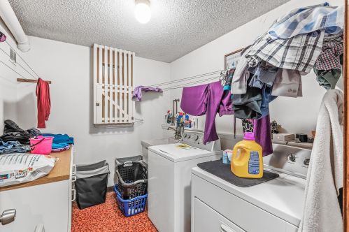 1163 County Rd B, Saint Paul MN 55113-4302 exterior