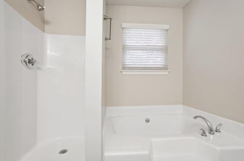 6410 Castle Downs Trce, Lithonia GA  30058-3134 exterior