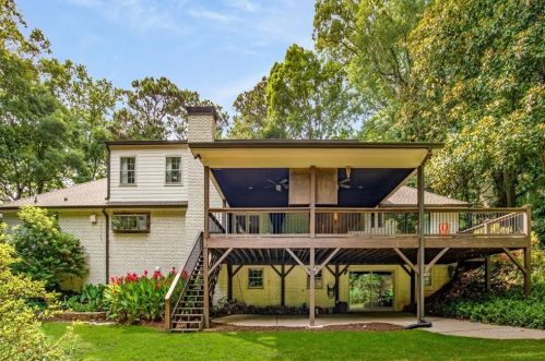 7105 Brandon Mill Rd, Atlanta GA  30328-1922 exterior