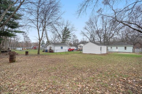 5134 Keyes Dr, Kalamazoo MI  49004-2614 exterior