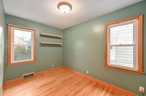 3257 88, Milwaukee WI 53222-3603 exterior