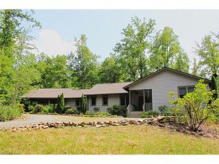 765 Higher Path, Saluda, NC 28773-9774