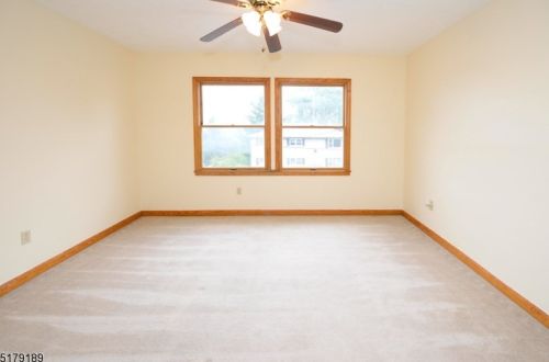 26 Pasadena Pl, Paterson NJ 07506-3413 exterior