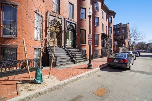 89 Pembroke St, Boston MA exterior