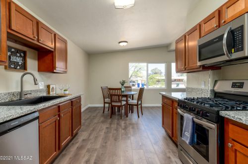 5834 Beverly St, Tucson AZ  85711-5142 exterior