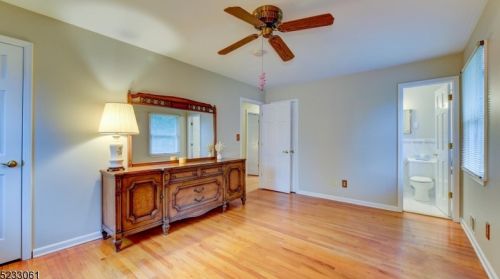 454 Stony Brk Dr, Bridgewater NJ 08807-1988 exterior