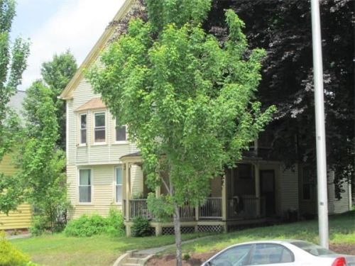 46 May St, Worcester, MA 01610-1383