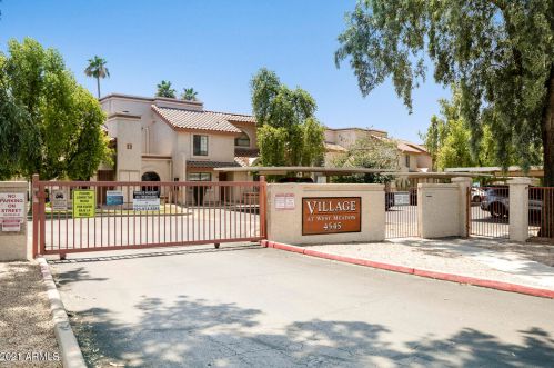 4545 67th Ave, Phoenix AZ  85033-1660 exterior