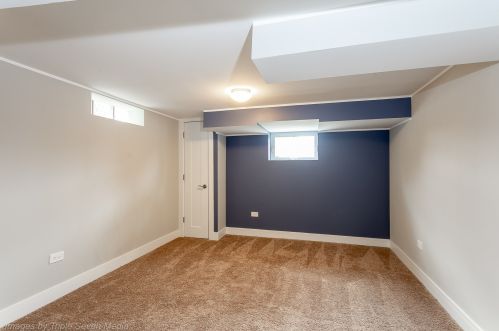 6322 Oak Park Ave, Chicago IL 60638-4018 exterior