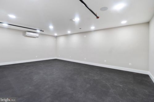 1028 Bladensburg Rd, Washington DC  20002-2923 exterior