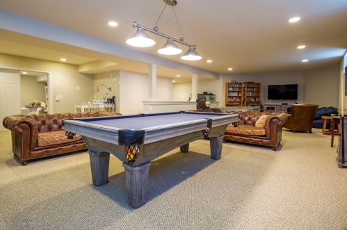 16 Park Ave, Locust NJ 07760-1524 exterior