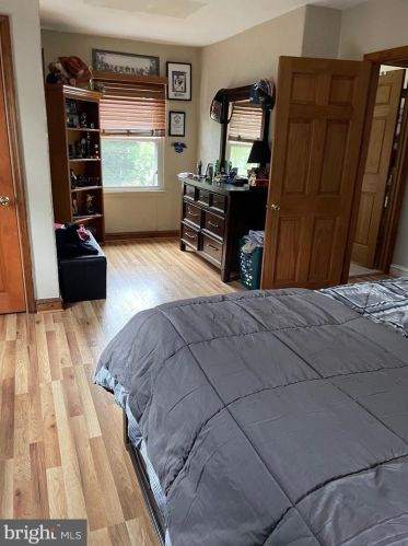 1208 High St, Haddon Heights NJ 08035-1843 exterior