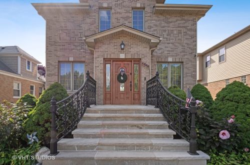 4646 Narragansett Ave, Chicago, IL 60706-7432