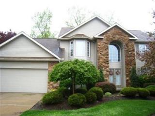 1042 Ledgewood Trl, Cleveland, OH 44124-1070