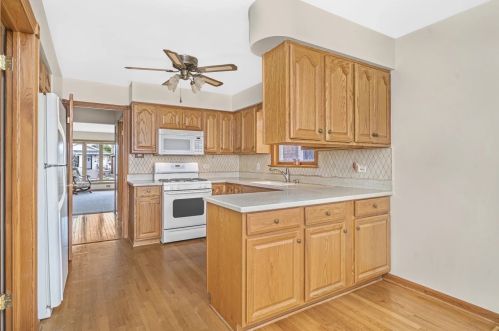 6022 Natoma Ave, Chicago IL 60707-3919 exterior